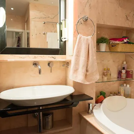 Apartment Spacious Vinohrady Prague